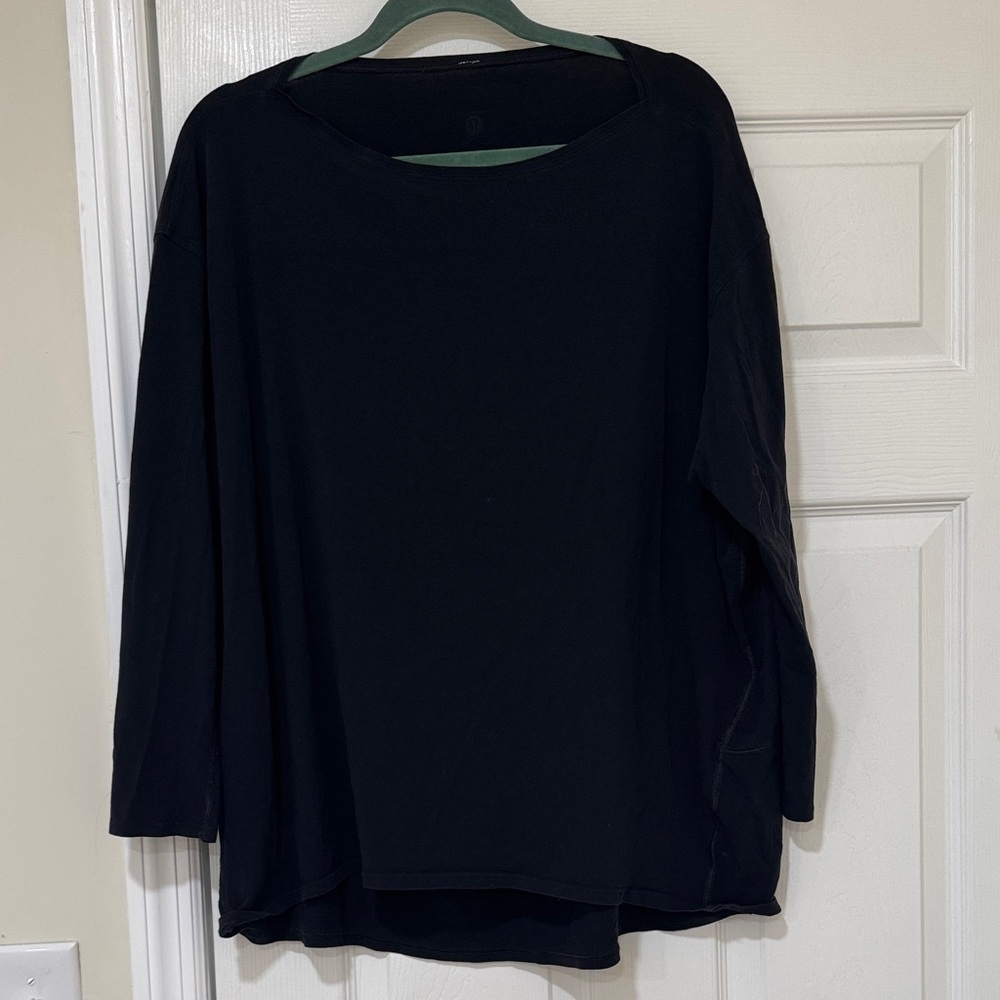 Lululemon Back In Action Long Sleeve Top Size 16